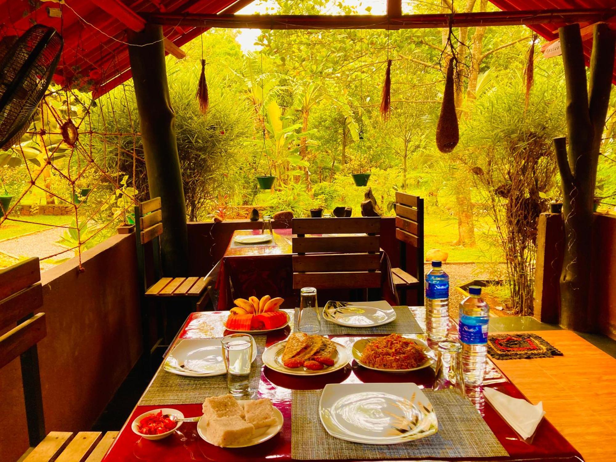 Suncity Privacy Cottages Udawalawe Ngoại thất bức ảnh