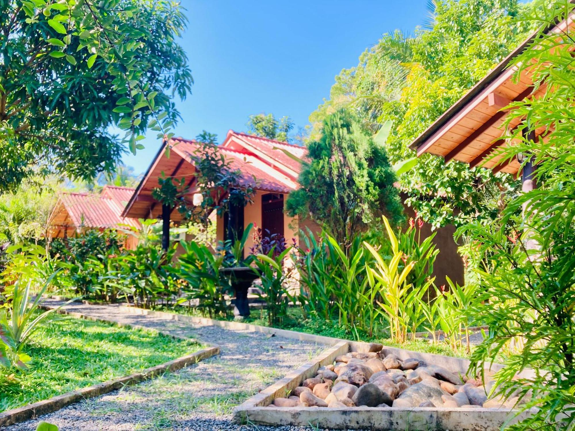 Suncity Privacy Cottages Udawalawe Ngoại thất bức ảnh